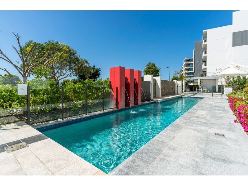 401/11 Compass Drive, Biggera Waters QLD 4216