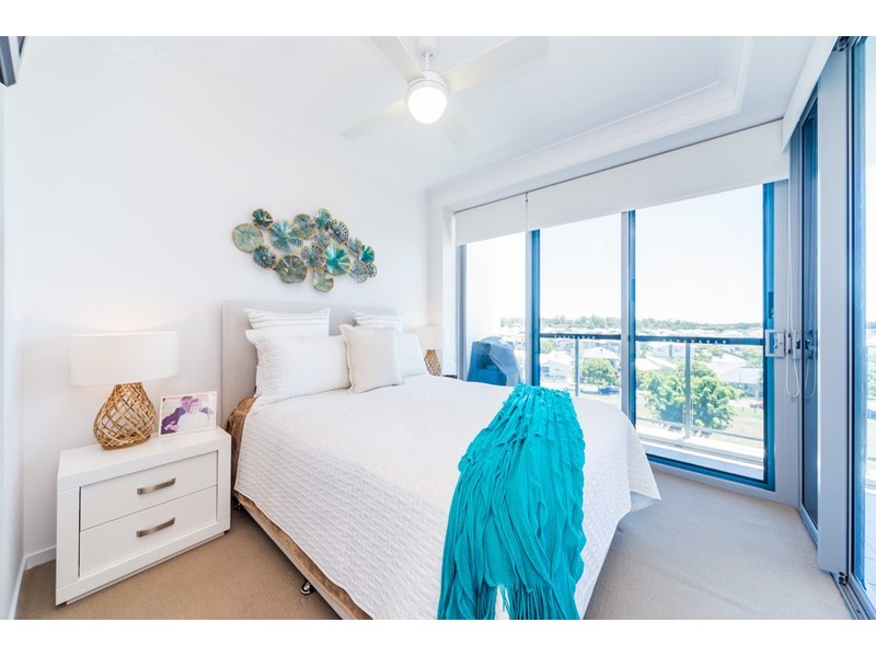 401/11 Compass Drive, Biggera Waters QLD 4216