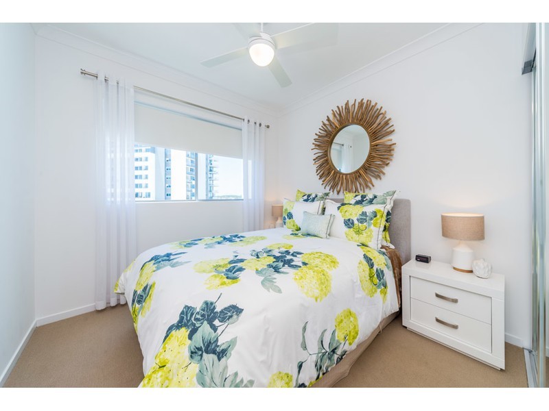 401/11 Compass Drive, Biggera Waters QLD 4216