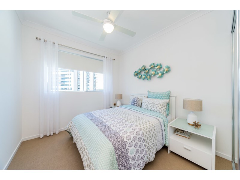 401/11 Compass Drive, Biggera Waters QLD 4216