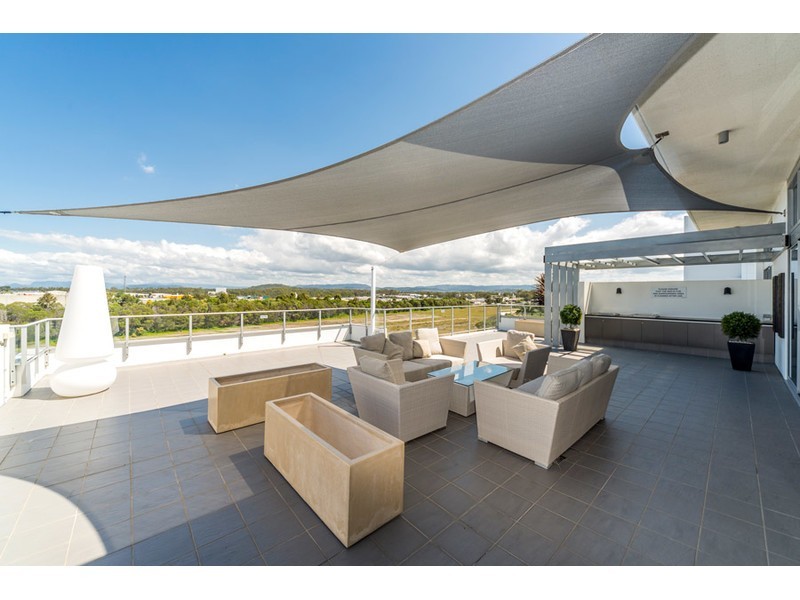 401/11 Compass Drive, Biggera Waters QLD 4216