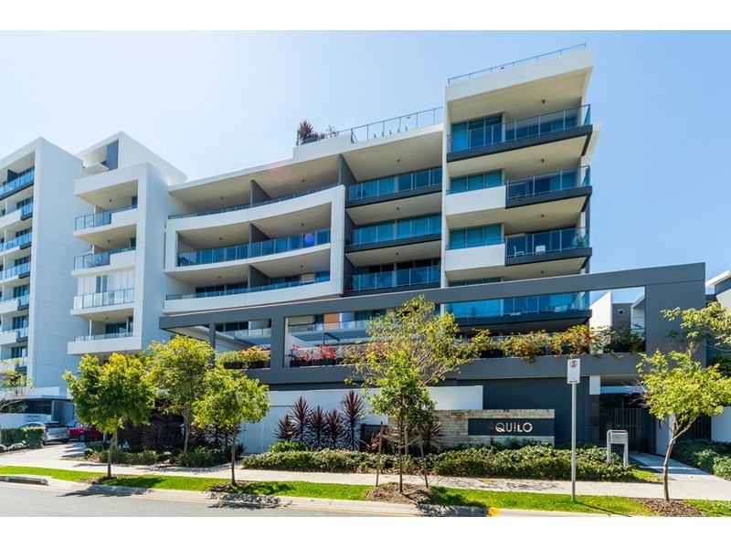 401/11 Compass Drive, Biggera Waters QLD 4216