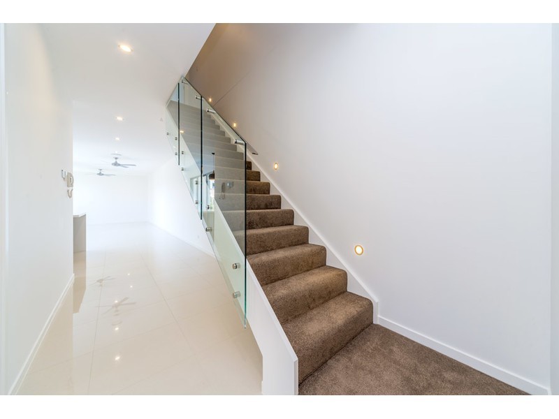 1/12 Matina Street, Biggera Waters QLD 4216