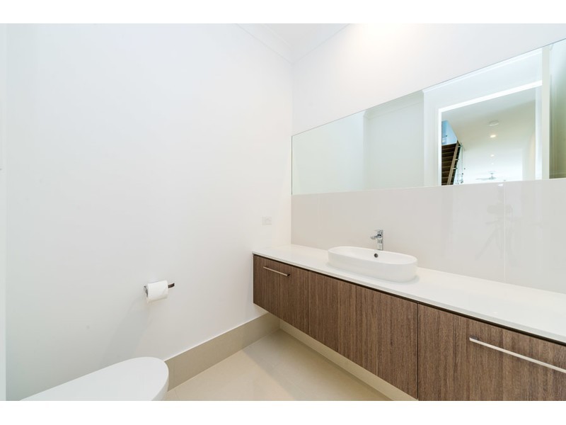 1/12 Matina Street, Biggera Waters QLD 4216