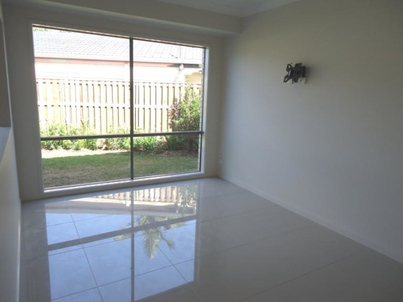 7 Augusta Court, Coombabah QLD 4216