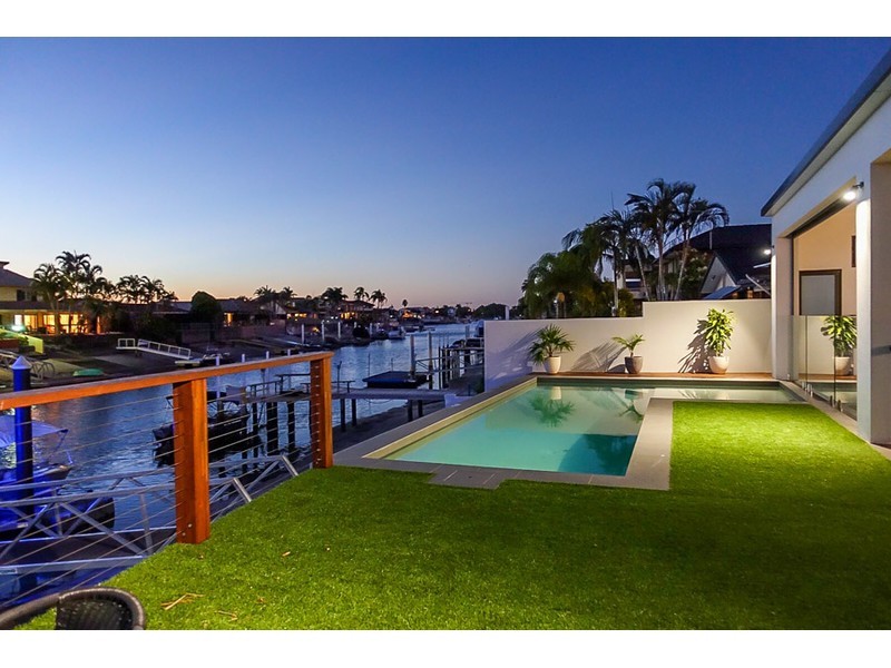 70 Oxley Drive, Paradise Point QLD 4216