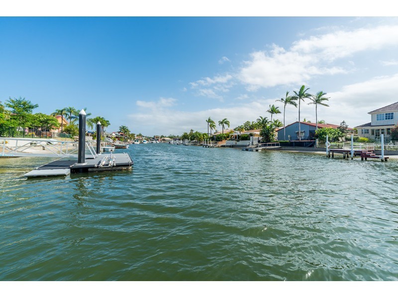 70 Oxley Drive, Paradise Point QLD 4216