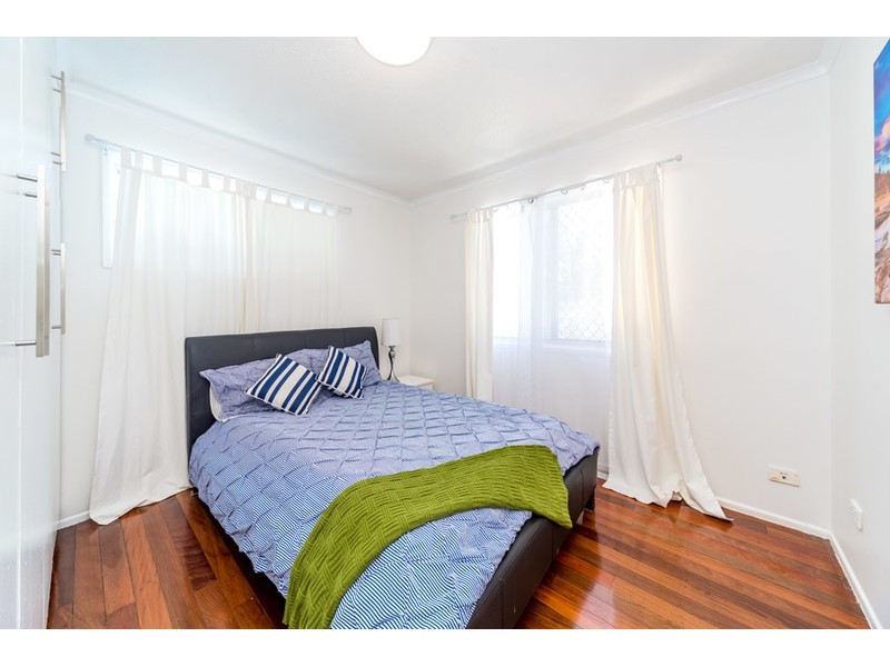 15 Iando Street, Coombabah QLD 4216