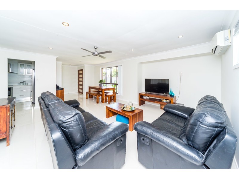 5 Doreen Drive, Coombabah QLD 4216