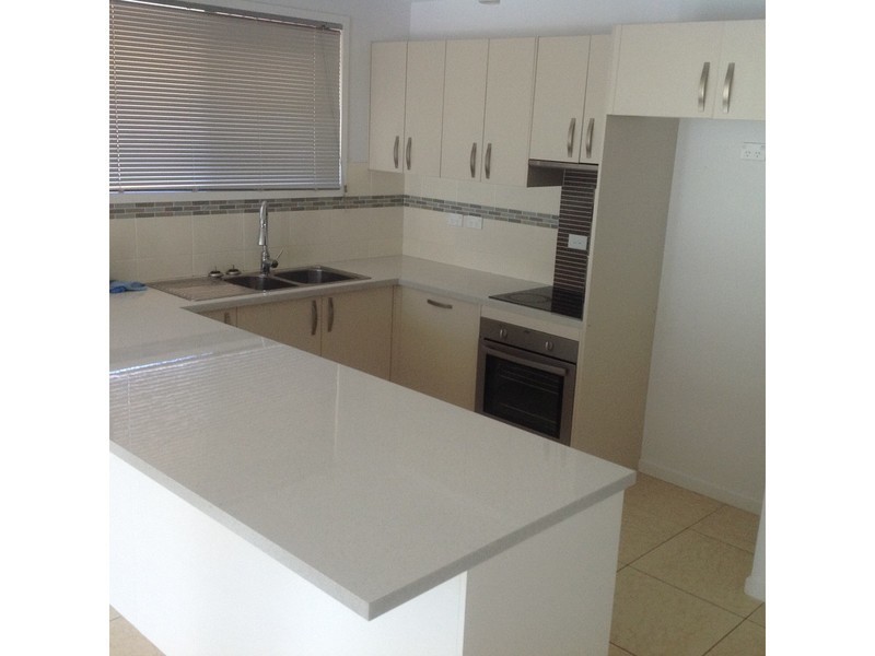 7 Nalkari Street, Coombabah QLD 4216