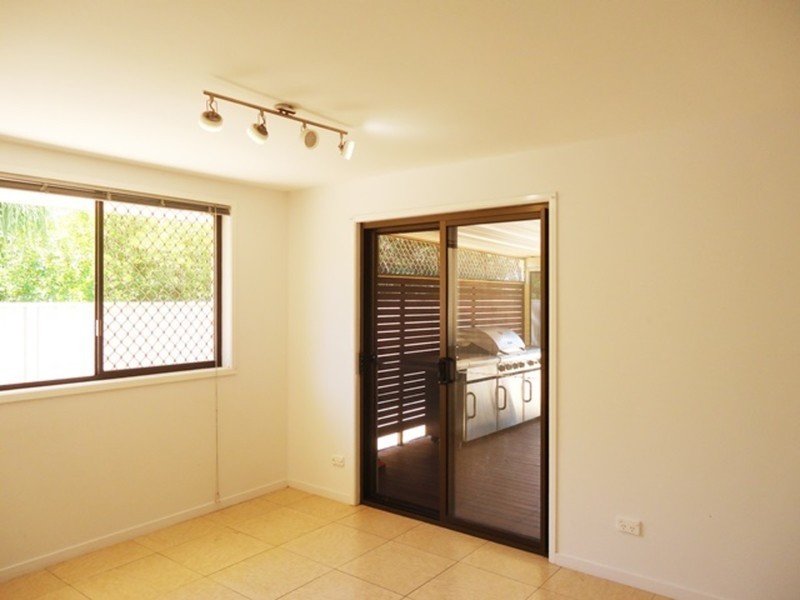 7 Nalkari Street, Coombabah QLD 4216