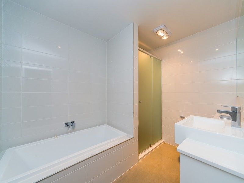 25/323 Bayview Street, Hollywell QLD 4216