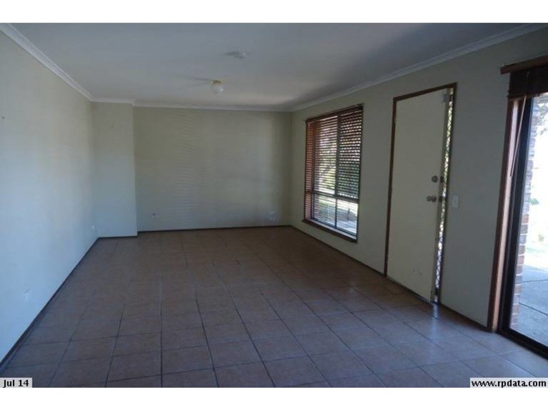 1/305 Government Road, Labrador QLD 4215