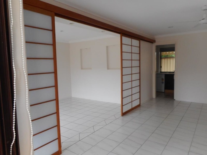 1/14 Elm Street, Labrador QLD 4215