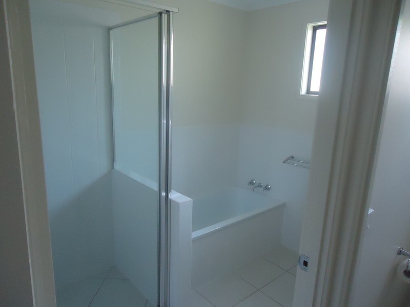 258A Bayview Street, Hollywell QLD 4216