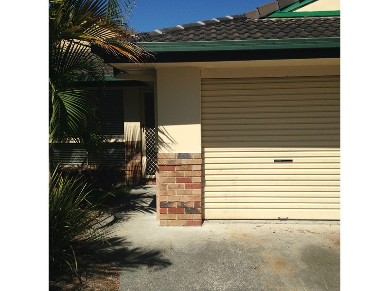 3 Plimsoll Place, Helensvale QLD 4212