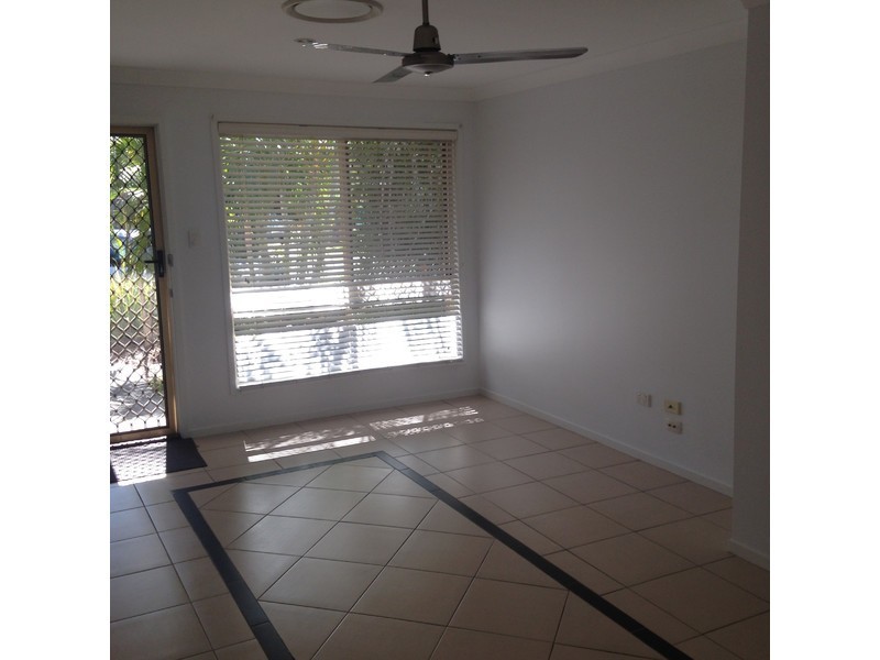 3 Plimsoll Place, Helensvale QLD 4212