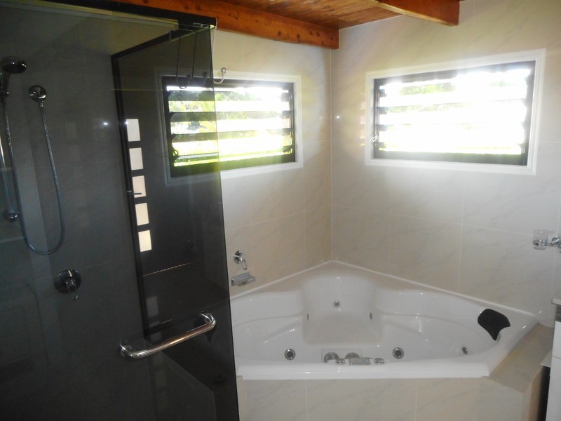 13 Langer Place, Arundel QLD 4214