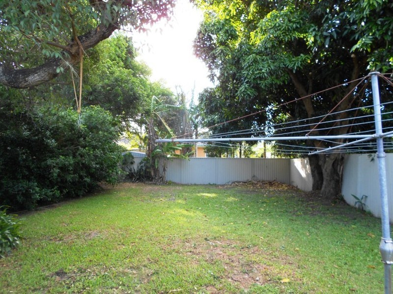 122 Muir Street, Labrador QLD 4215
