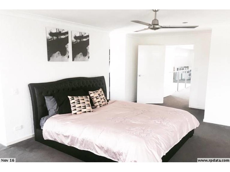 6165 Murten Court, Hope Island QLD 4212