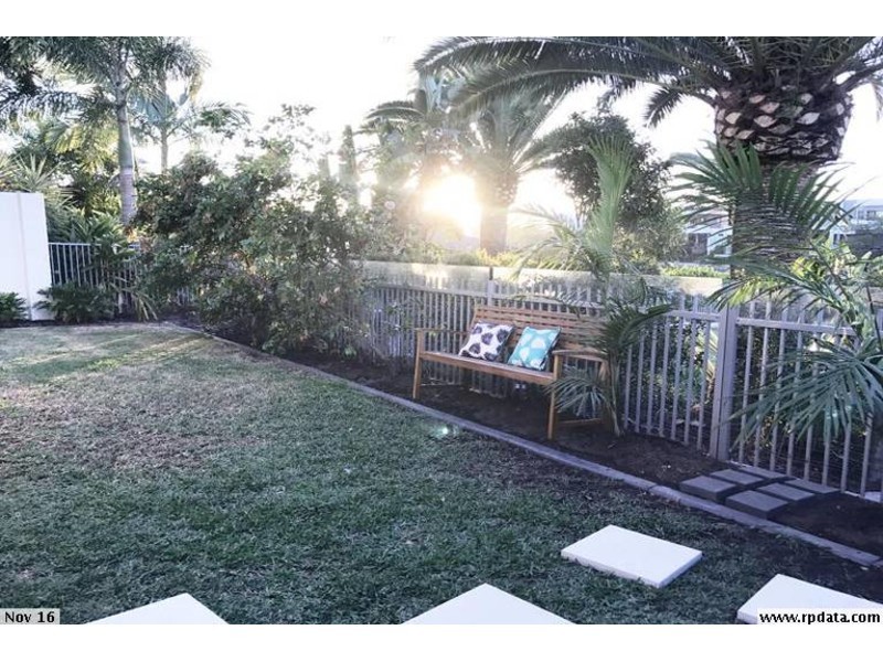 6165 Murten Court, Hope Island QLD 4212