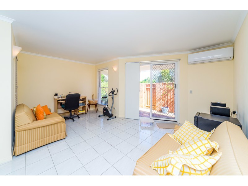 21 Salvia Street, Hollywell QLD 4216