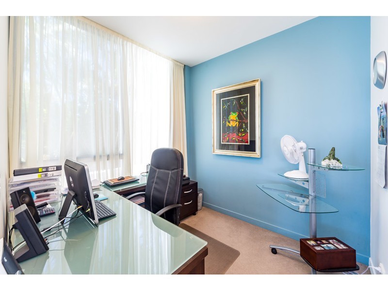 1006/438 Marine Parade, Biggera Waters QLD 4216