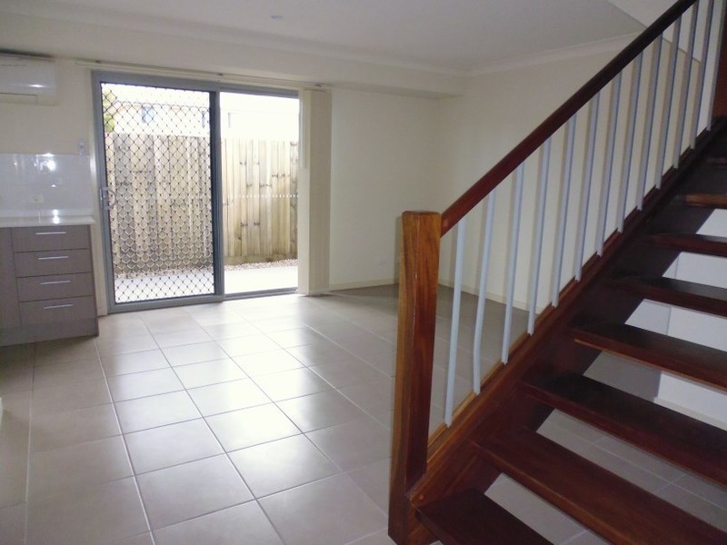 6/136 Central Street, Labrador QLD 4215