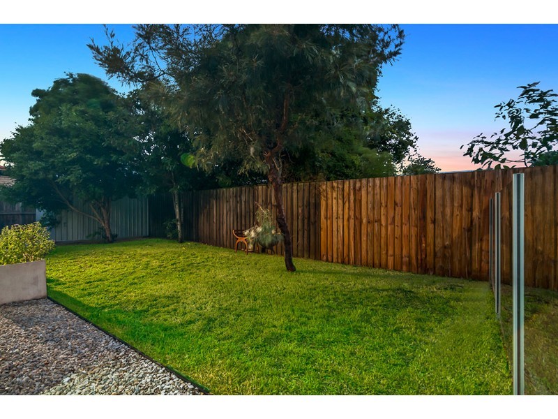 4 Tradewinds Avenue, Paradise Point QLD 4216