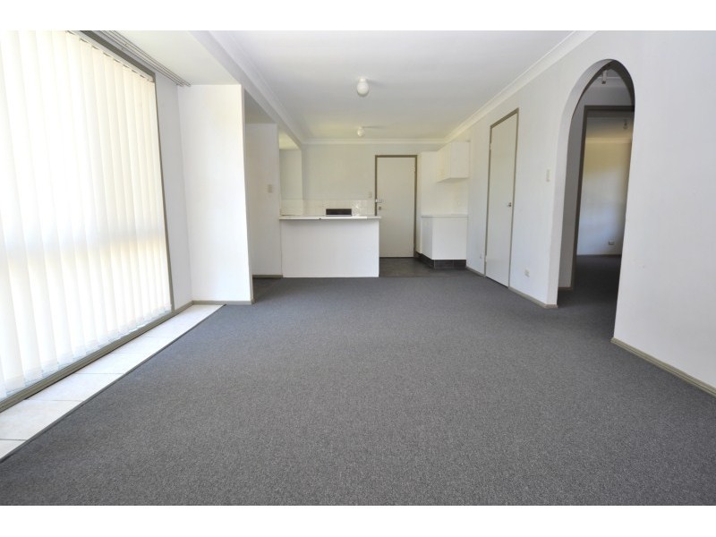 1/12 Stephanie Court, Labrador QLD 4215