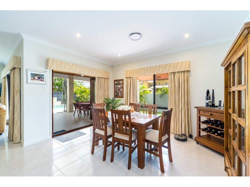 8 Formentera Street, Coombabah QLD 4216
