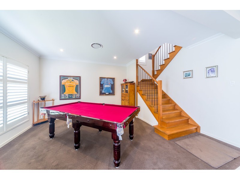 8 Formentera Street, Coombabah QLD 4216