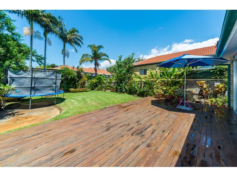 19 The Esplanade, Coombabah QLD 4216