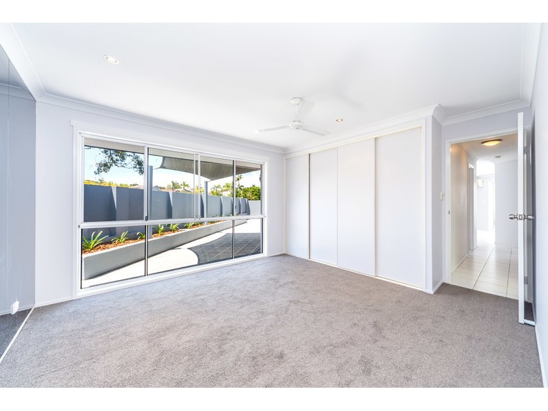 17 Parkwood Boulevarde, Parkwood QLD 4214
