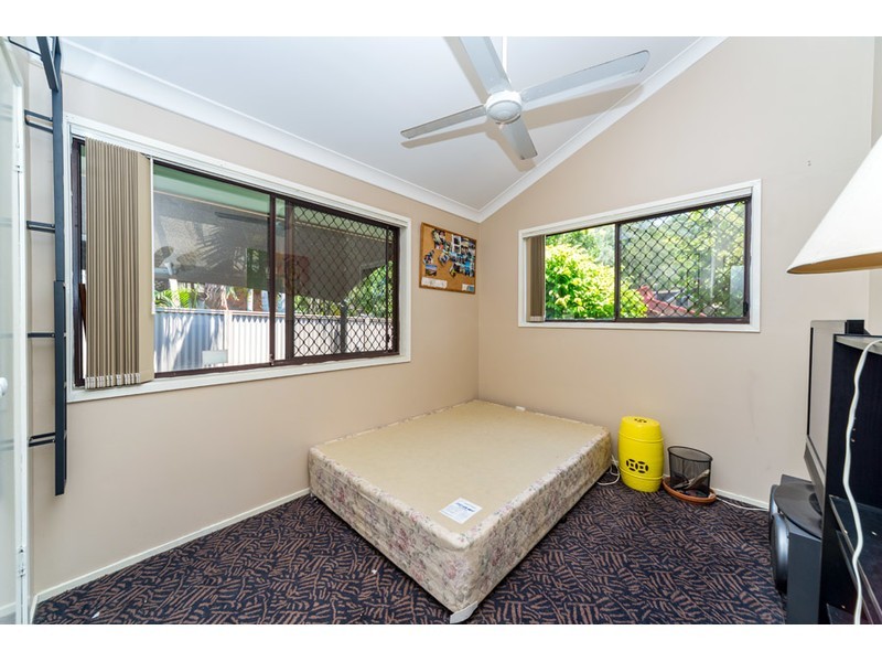 2/140 Oxley Drive, Paradise Point QLD 4216