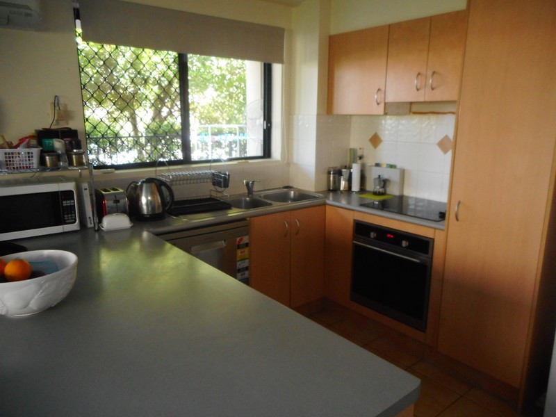 1/3 Tate Street, Southport QLD 4215
