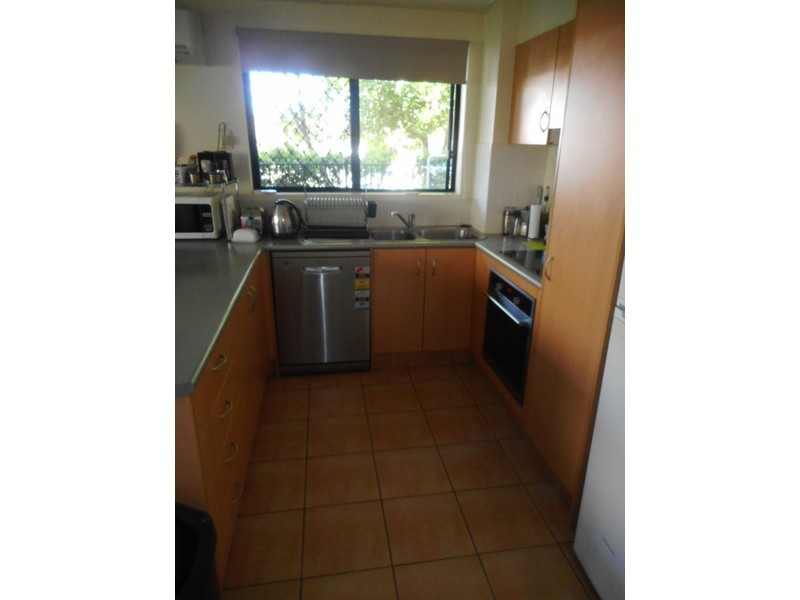 1/3 Tate Street, Southport QLD 4215