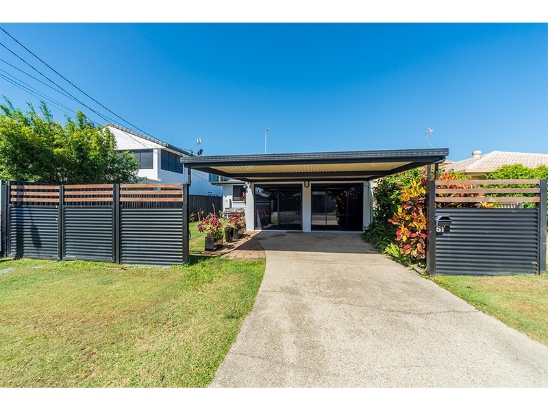 51 Annerley Avenue, Runaway Bay QLD 4216