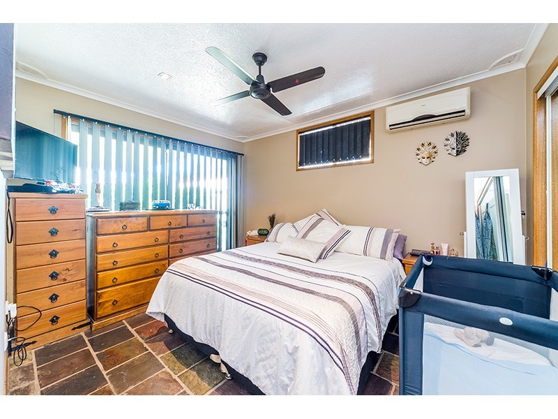 51 Annerley Avenue, Runaway Bay QLD 4216