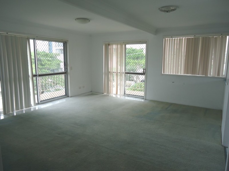 5/30 Labrador Street, Labrador QLD 4215