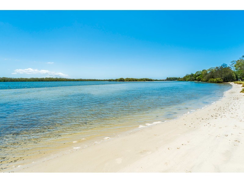 30 Allinga Street, Coombabah QLD 4216