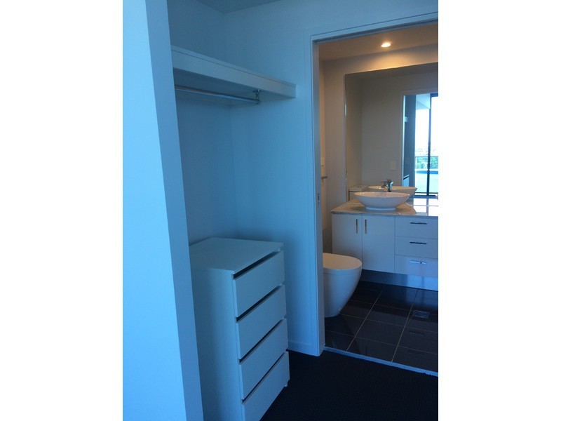 2903/5 Harbour Side Court, Biggera Waters QLD 4216