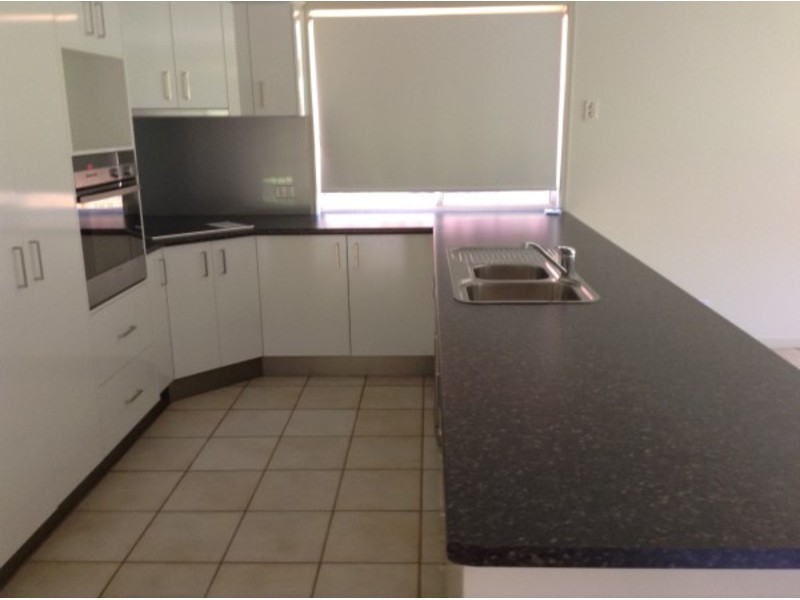 25 Shinnecock Close, Hope Island QLD 4212
