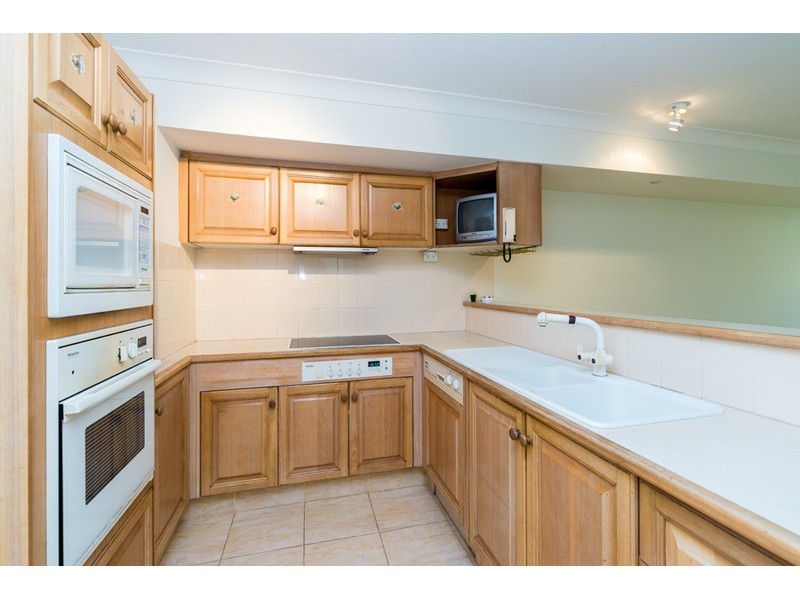 47/100 Morala Avenue, Runaway Bay QLD 4216