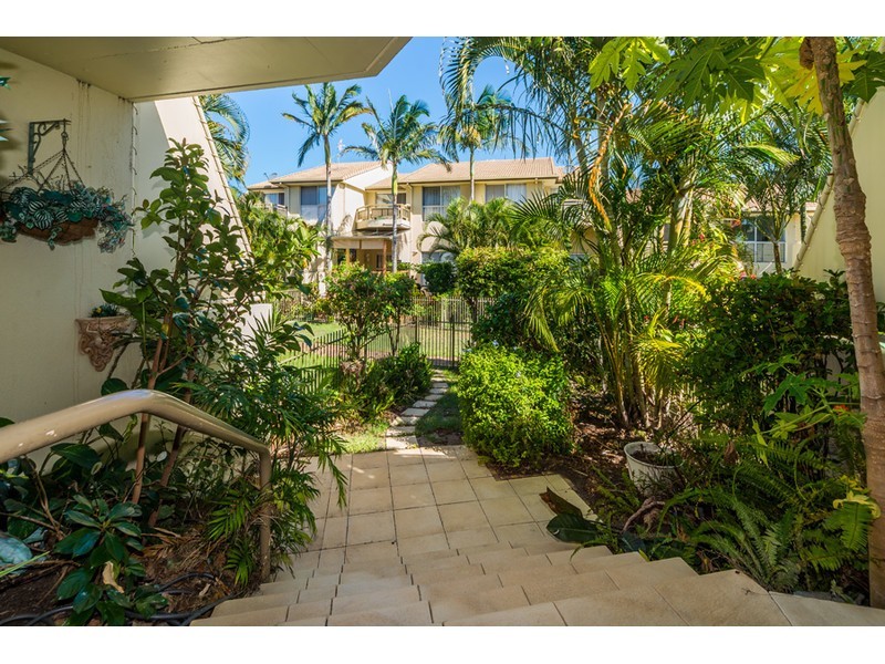 47/100 Morala Avenue, Runaway Bay QLD 4216