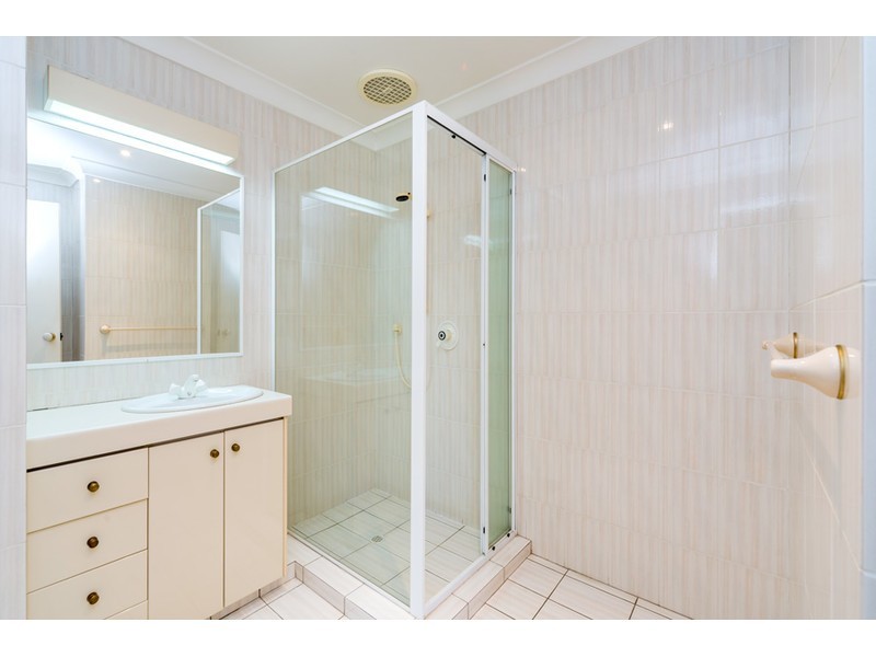 47/100 Morala Avenue, Runaway Bay QLD 4216