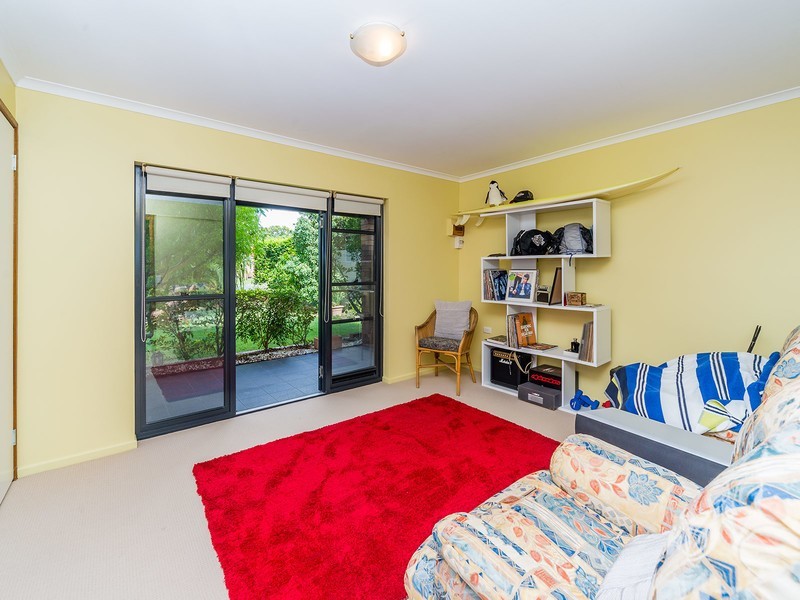 3 Ama Avenue, Runaway Bay QLD 4216