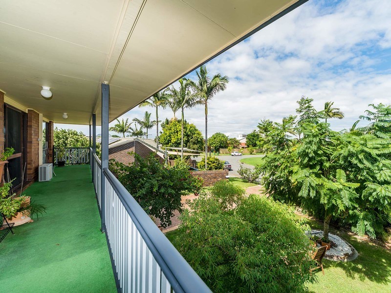 3 Ama Avenue, Runaway Bay QLD 4216
