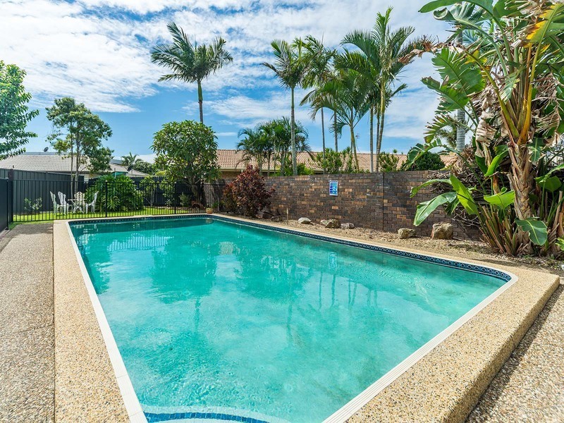 3 Ama Avenue, Runaway Bay QLD 4216