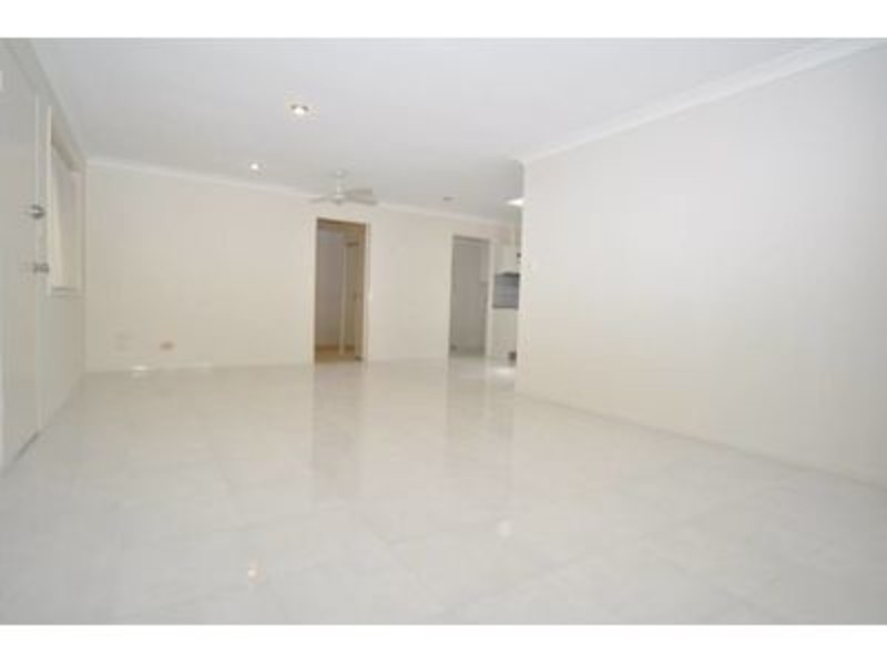 1/108 Oxley Drive, Paradise Point QLD 4216